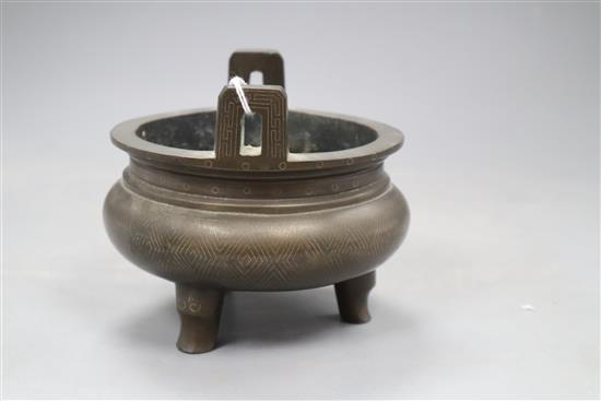 A 19th century Chinese silver inlaid bronze censer, height 10.5cm